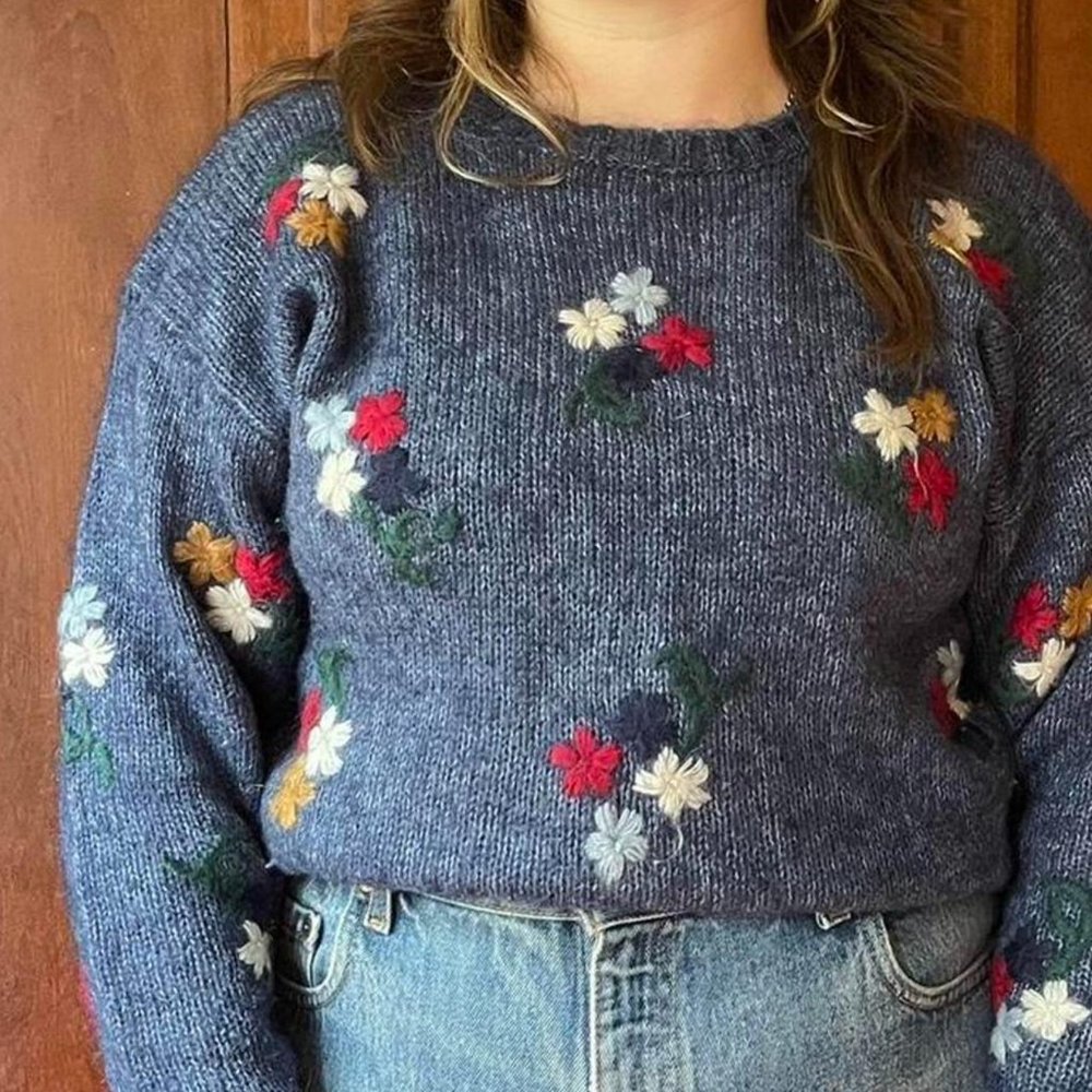VTG 90s Maurices Blue Mohair Wool Sweater with Knit Flower Pattern